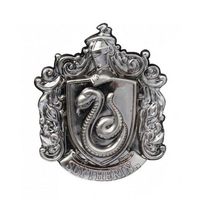 Details about   Harry Potter Hogwarts Gryffindor Crest Pewter Lapel Pin 