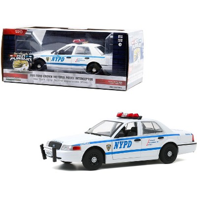 2011 Ford Crown Victoria Police Interceptor "New York City Police Department" (NYPD) White "Hot Pursuit" Series 1/24 Diecast Model Car by Greenlight