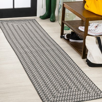 Chevron Modern Concentric Squares Indoor/Outdoor Area Rug - JONATHAN Y