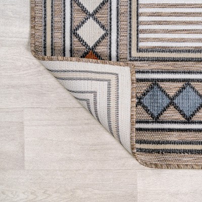 Sebastian Brown and Ivory Geometric Synthetic Rectangular Rug 3' x 5'