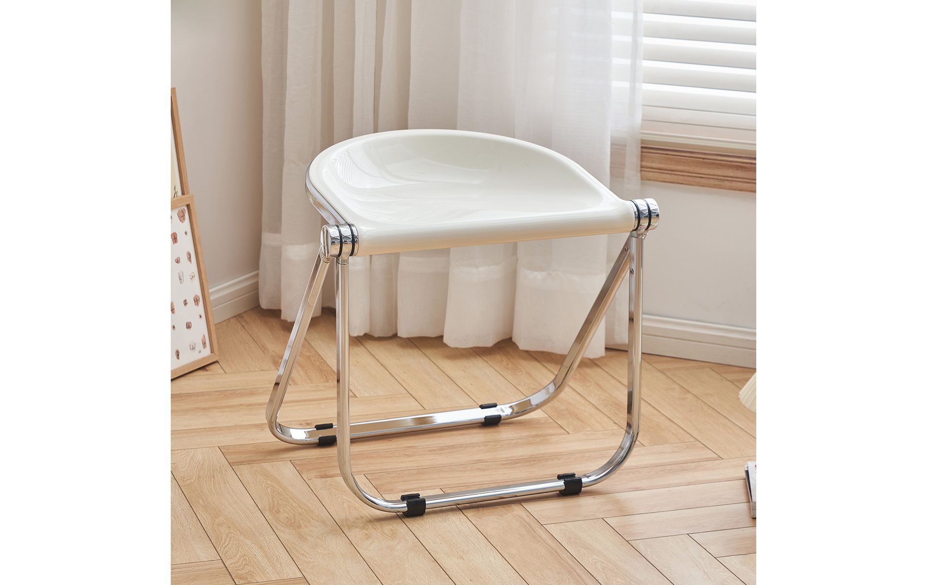 Gulches Foldable Acrylic Chair ¨C Transparent Retro Style, Stackable Portable Stool for Home/Office/Dining/Outdoor Leisure