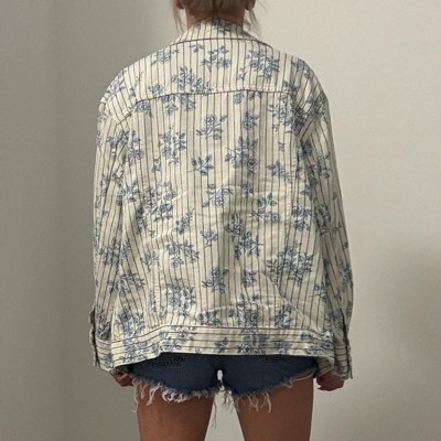 Women's Relaxed Embroidered Denim Jacket - Universal Thread