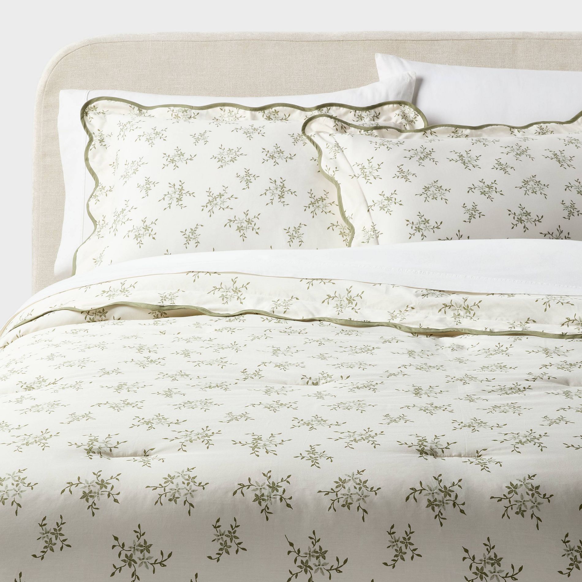 Twin/Twin XL Floral Scallop Comforter and Sham Set Sage Green for Dorm - Threshold™