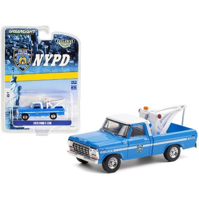 1979 Ford F-250 Tow Truck w/Drop-In Tow Hook Blue & White New York City Police Dept. (NYPD) 1/64 Diecast Model Car by Greenlight