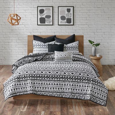 King Black Cotton Reversible Quilt Set with Decorative Pillows
