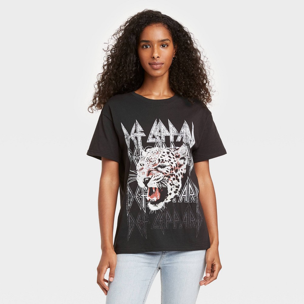 Women's Def Leppard Animal Print Short Sleeve Graphic T-Shirt - Black M