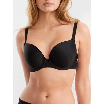 Comparing a 36FF with 36F in Freya Deco Moulded Plunge Bra (4234