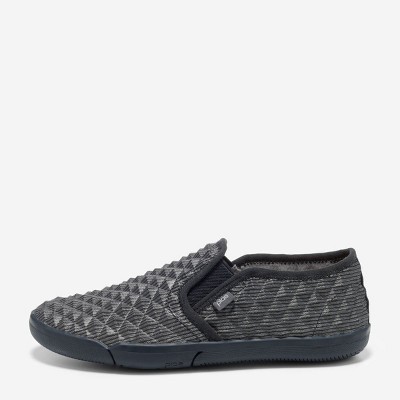 PLAE - Marten - Black 3D Prism