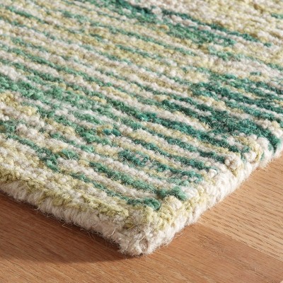 Handmade Ivory and Green Wool Runner Rug 2'6" x 8'