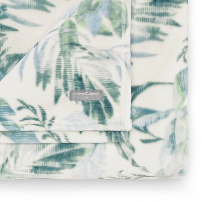 Green and White Cotton Fleece Reversible Throw Blanket