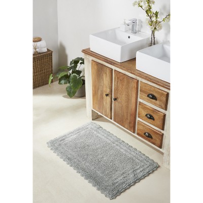 Lilly Crochet 100% Cotton Tufted Reversible Bath Rug, Super Absorbent & Machine Washable Bathroom Mat Perfect for Shower and Tub Use