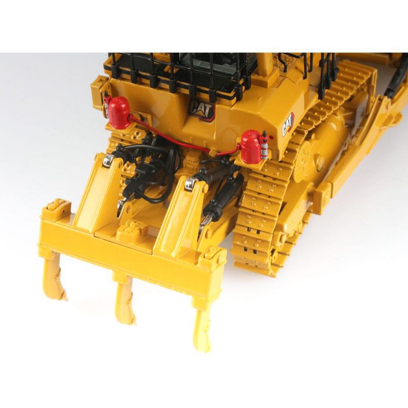 CAT Caterpillar D11 Fusion Track-Type Tractor Dozer with Operator "High Line" Series 1/50 Diecast Model  by Diecast Masters, 3 of 5
