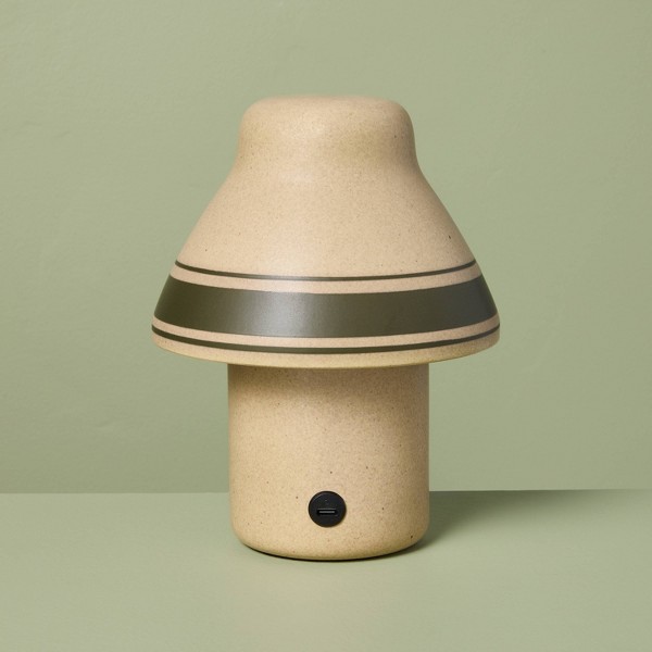 Lámpara de mesa portátil de cerámica verde con rayas (incluye bombilla LED) - Hearth & Hand™ with Magnolia 4