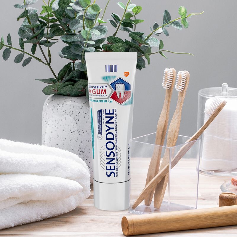 Sensodyne Sensitivity + Gum Clean Fresh Toothpaste, 3 of 16