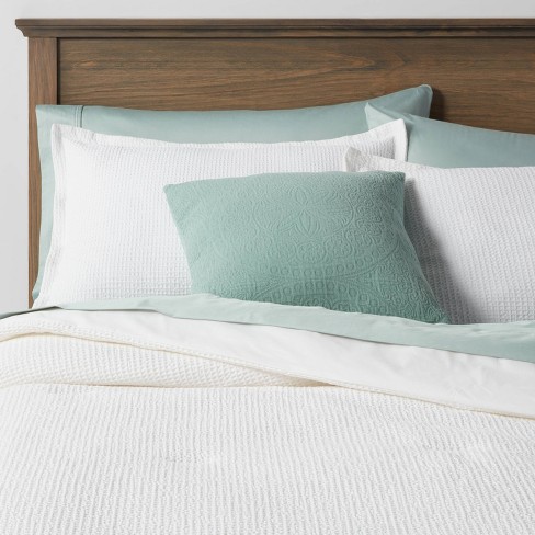 Target king hot sale size comforter