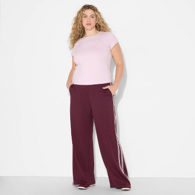 Women's Short Sleeve Crewneck ButterBliss T-Shirt - Wild Fable™