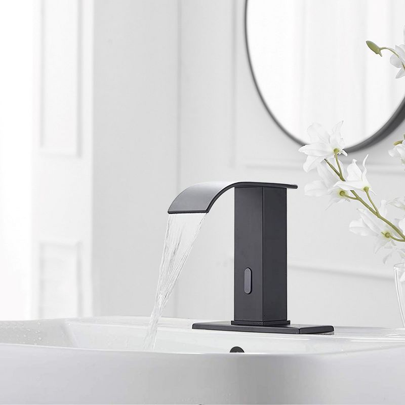 BWE DC Battery Powered Touchless Bathroom Faucet Sensor Deck Mount With Drain Kit In Matte Black, 3 of 5