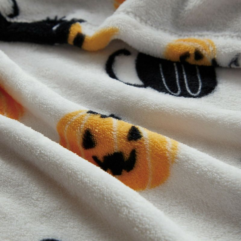 Kate Aurora Halloween Spooky Cats & Pumpkins Soft & Plush Oversized Oversized Accent Throw Blanket - White, 3 of 4
