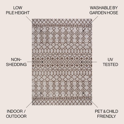 Bohemian Chic Easy-Care Beige/Brown Synthetic 4' x 6' Area Rug