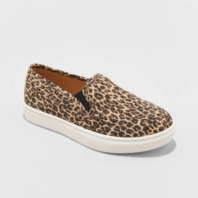 girls leopard print sneakers