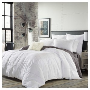 White Courtney Duvet Cover Set (Full/Queen) - City Scene: Includes 2 Shams, Hidden Zipper, Machine Washable - 1 of 4