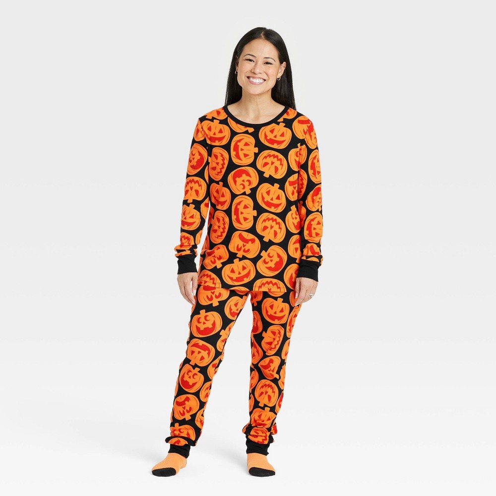 Women's Halloween Pumpkins Matching Family Pajama Set - Hyde & EEK! Boutique Orange M