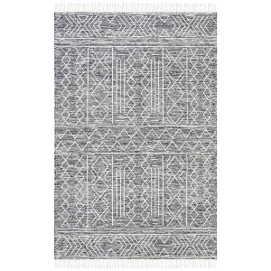 Kilim KLM521 Hand Loomed Area Rug  - Safavieh - 1 of 4