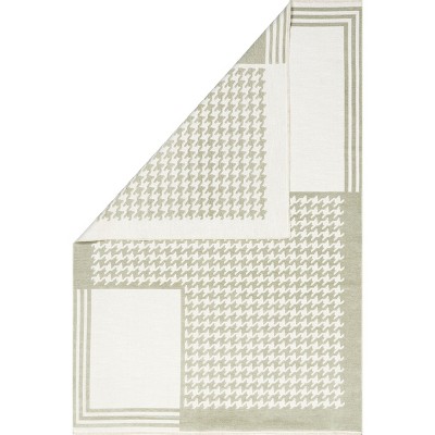 Green and White Geometric Reversible 4' x 6' Area Rug