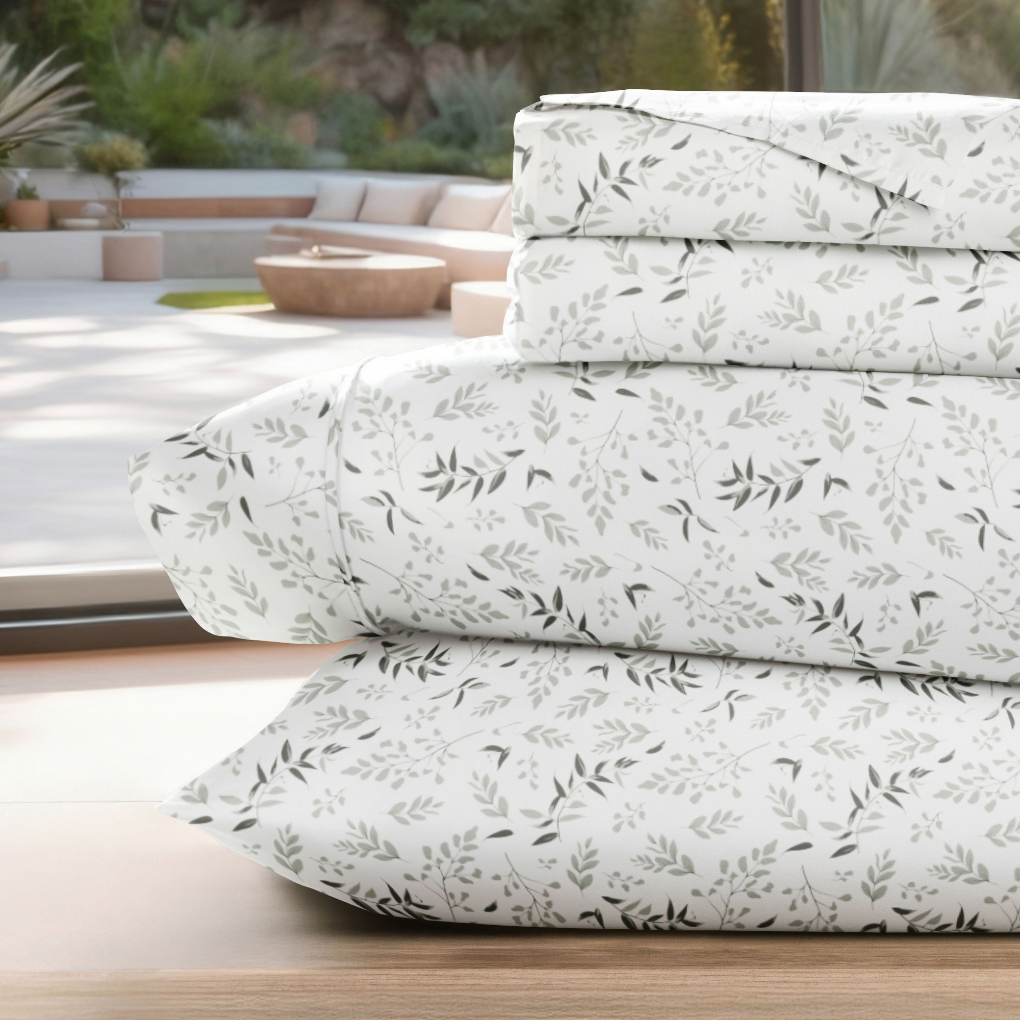 CALIFORNIA KING Delicate Blossoms Floral Patterned Ultra-Soft 4 Piece Bed Sheet Set - Becky Cameron, Tossed Foliage Eucalyptus