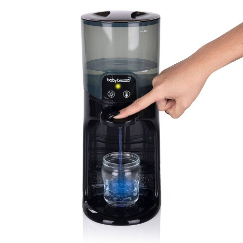 Why We Love the Baby Brezza Formula Pro Advanced Dispenser