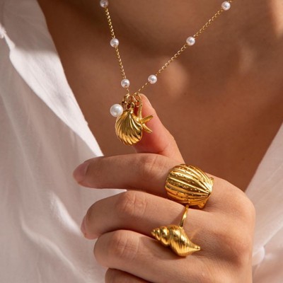 Clotth French-Inspired Ocean Series Pearl Starfish Seashell Necklace - Boho Summer Beach Surfer Jewelry for Women - Gold