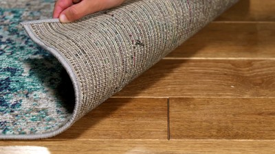 Metro-Mod Chic Round Grey/Blue Synthetic Area Rug 6'