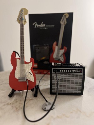 LEGO Ideas Fender Stratocaster 21329 DIY Guitar Model Building Set for  Music Lovers, Complete with 65 Princeton Reverb Amplifier & Authentic