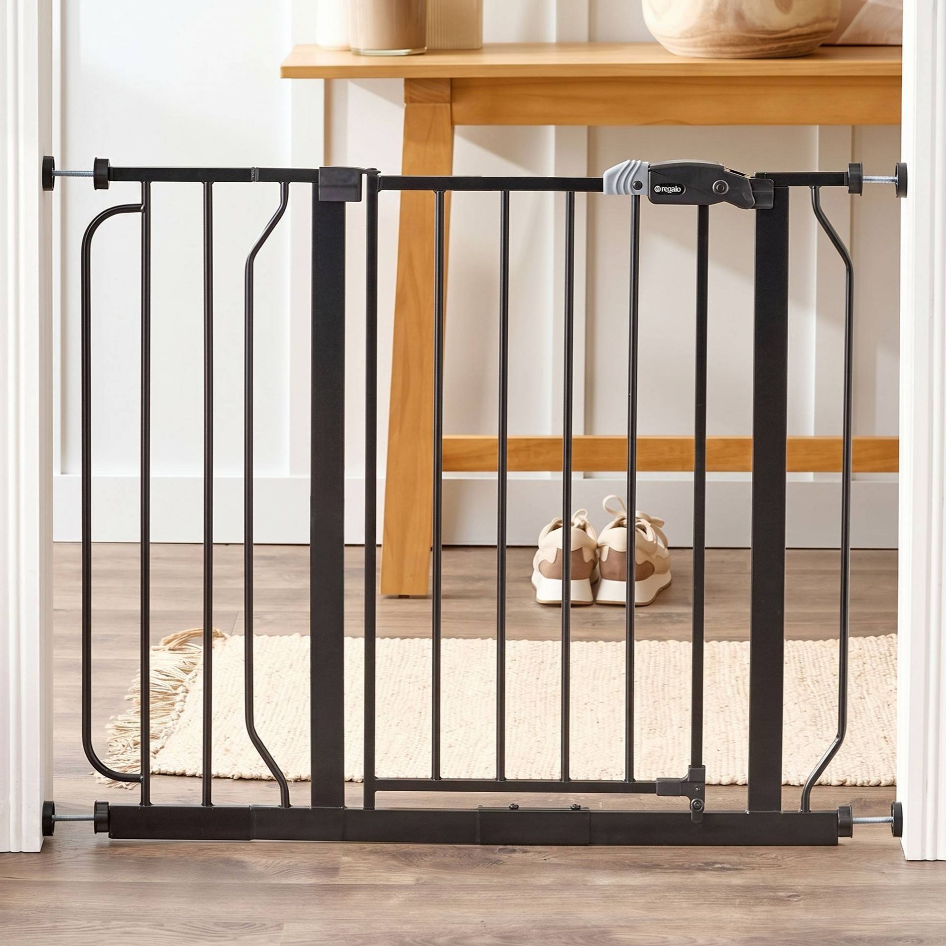 Regalo Easy Step Metal Walk Through Gate