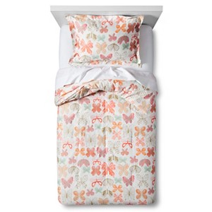 2pc Twin Mariposa Magic Comforter Set Pink - Pillowfort , Pom Pom Pink