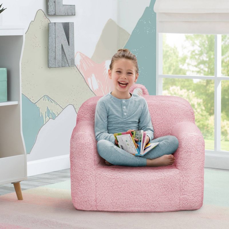 Delta Children Kids' Cozee Faux Shearling Chair - 18 Months and Up, 4 of 8