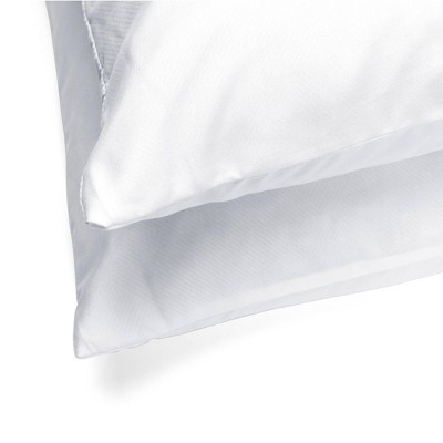 Standard White Gel Memory Foam Pillow Set of 2