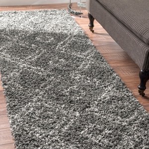 Nuloom Iola Geometric Shag Area Rug, Runner 2' 6" x 6', Gray - 1 of 4