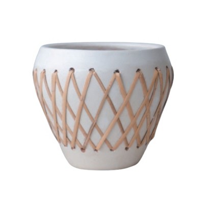 VIP Terracotta 7.5 in. White Criss-Cross Pattern Planter