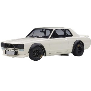 1972 Nissan Skyline GT-R (KPGC-10) Racing White "Millennium" 1/18 Diecast Model Car by Autoart - 1 of 4