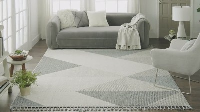 Elwood 2'2" x 4'5" Gray Geometric Braided Area Rug