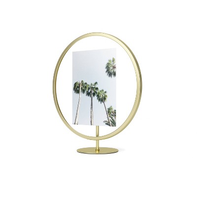 Matte Brass Circular Floating Picture Frame