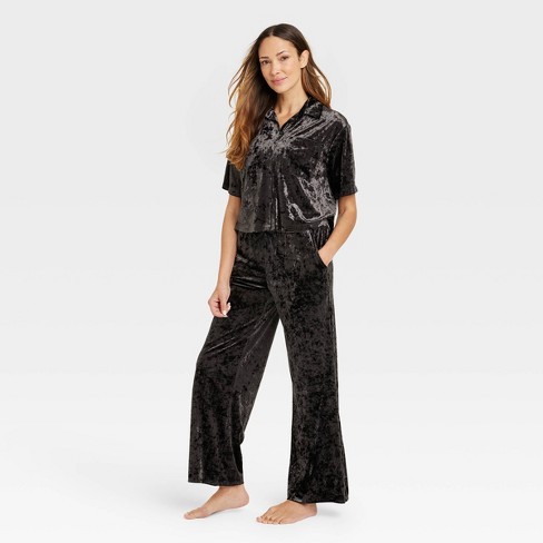 Women's Beautifully Soft Short Sleeve Notch Collar Top and Pants Pajama Set  - Stars Above™ Black XS