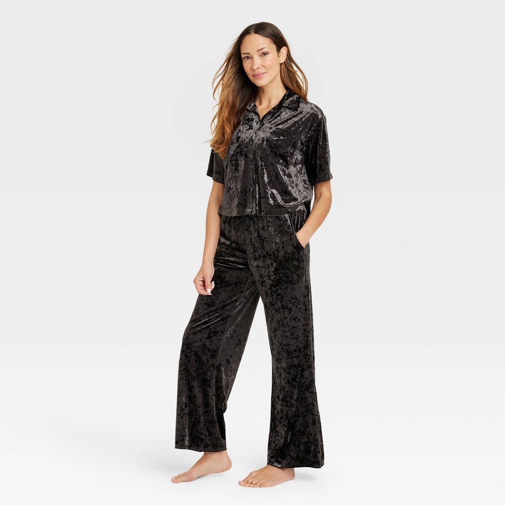 Size XS Women's Luxe Velour Pajama Set - Stars Above™ Black 