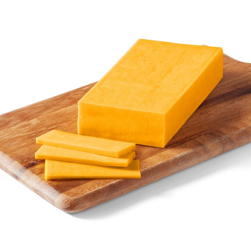 Sharp Cheddar Cheese - 16oz - Good & Gather&#8482;, 4 of 5