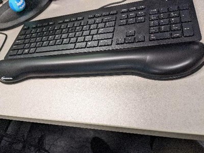 Innovera Softskin Gel Keyboard Wrist Rest - Black : Target