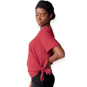 Of An Origin Oversized Organic Cotton Multi-way Maternity to  Nursing V-Neck Tee, Original Colors - 1 of 4