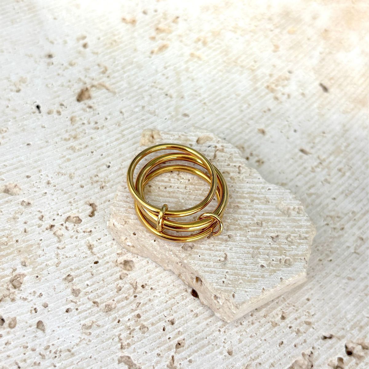 Adornia Tarnish Resistant 18k Gold Plated Three Band Connected Ring Set - thumbnail 4