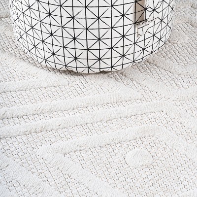 Ivory Diamond Pattern Square Indoor/Outdoor Rug
