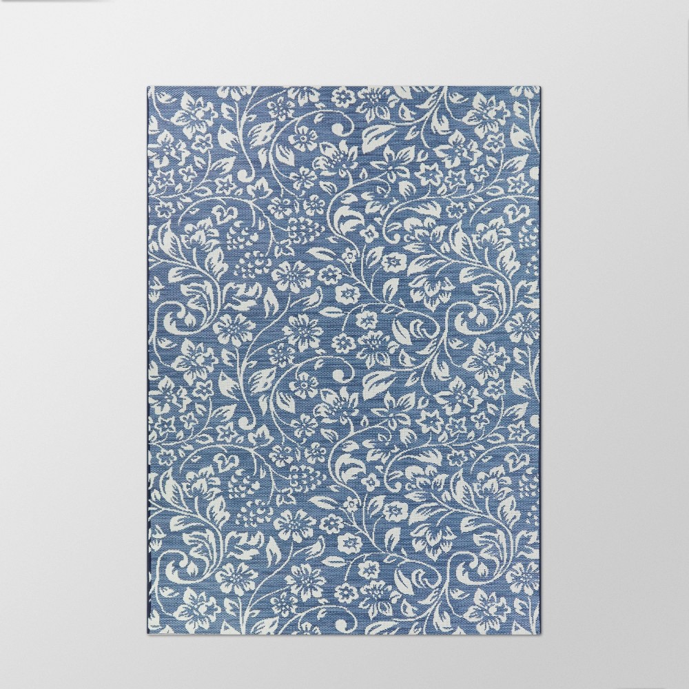 7'10in x 10' Floral Outdoor Rug Blue - Smith & Hawken™